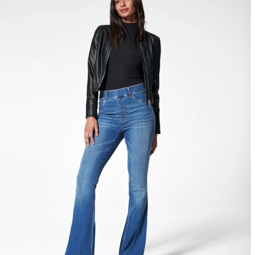 Spanx Flare Jeans Vintage Indigo NWT